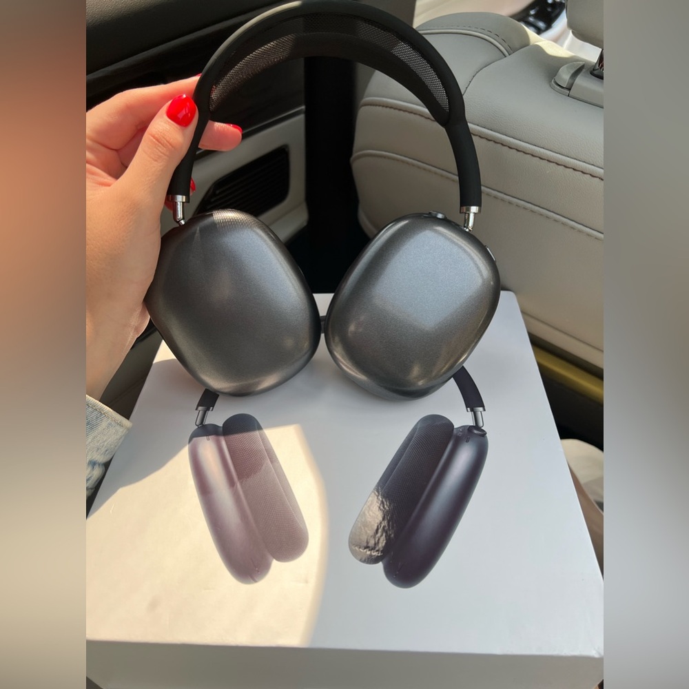AirPods Max